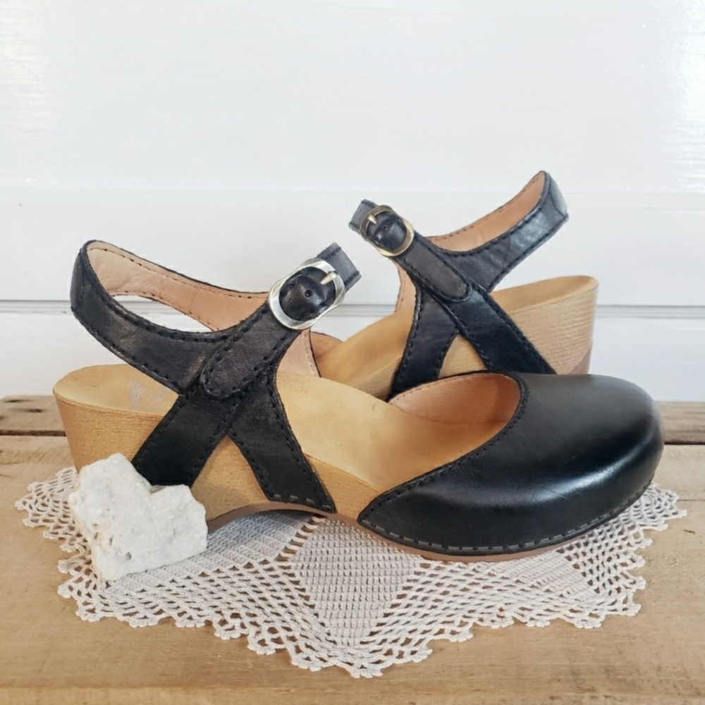 Black Dansko Tiffani Strappy Clog Sandal MaryJane Burnished Straps Buckles 37 39 - Picture 10 of 10